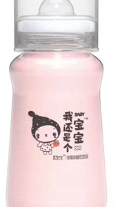 初饮我还是个宝宝草莓饮料