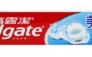 高露洁美白防蛀140g